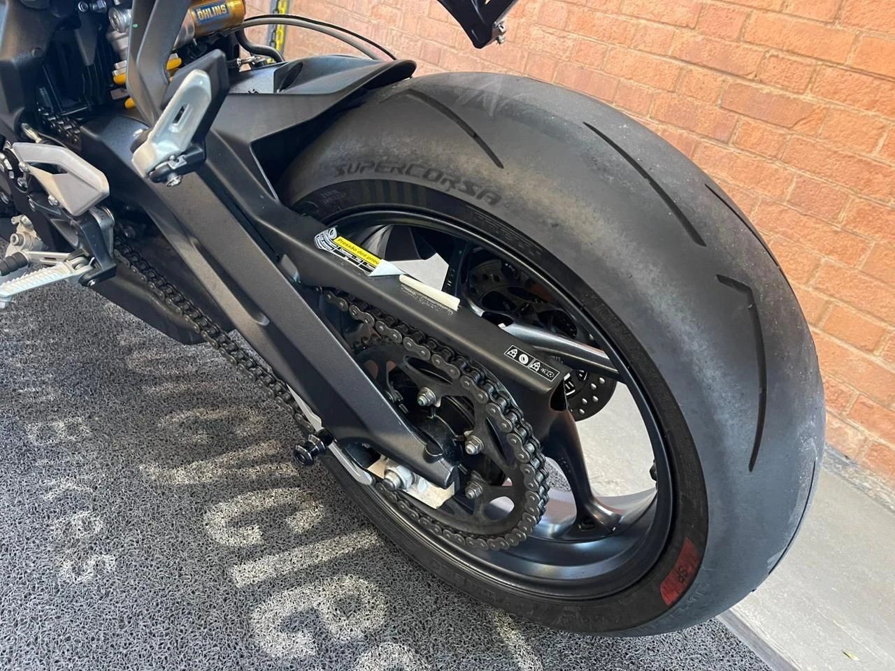 TRIUMPH STREET TRIPLE 765 RS