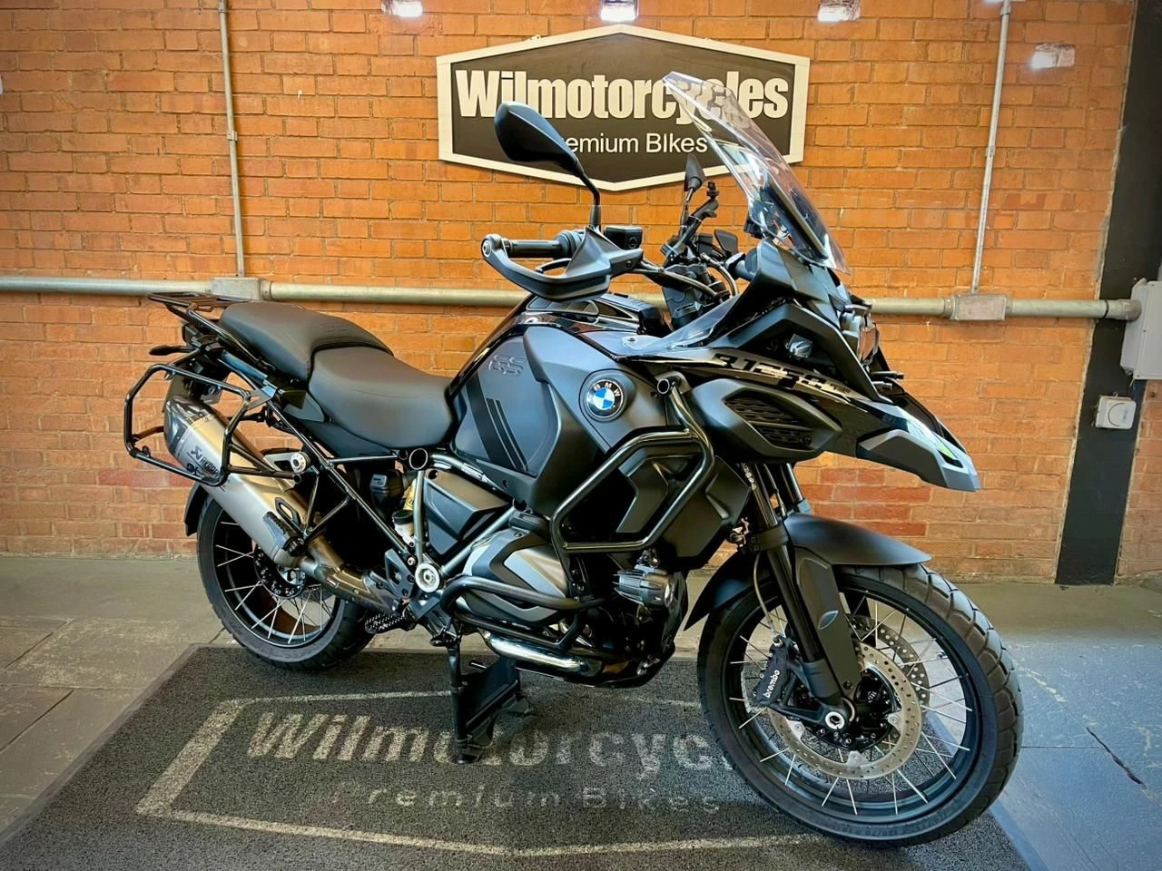 BMW R 1250 GS TRIPLE BLACK