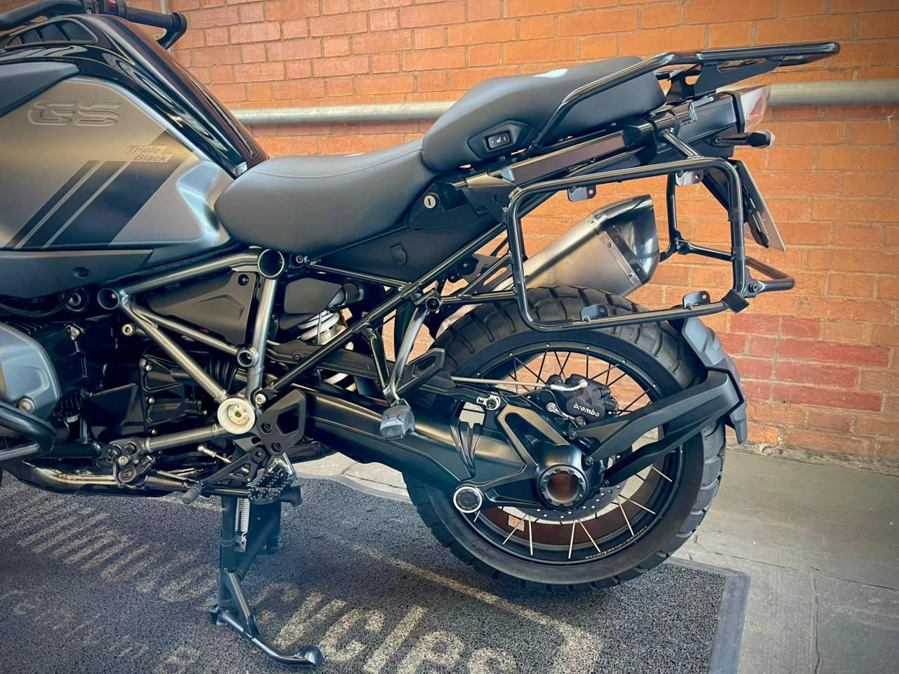 BMW R 1250 GS TRIPLE BLACK