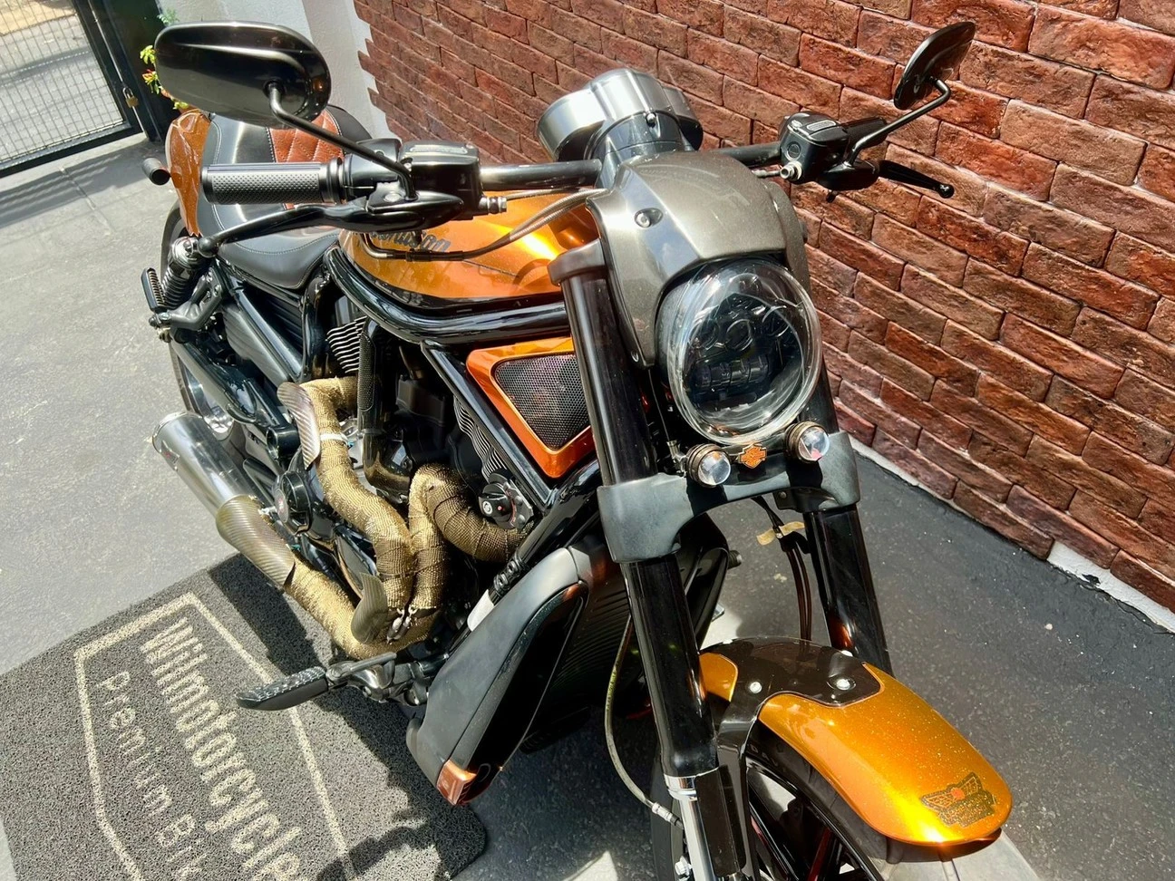 HARLEY-DAVIDSON V ROD NIGHT ROD ESPECIAL