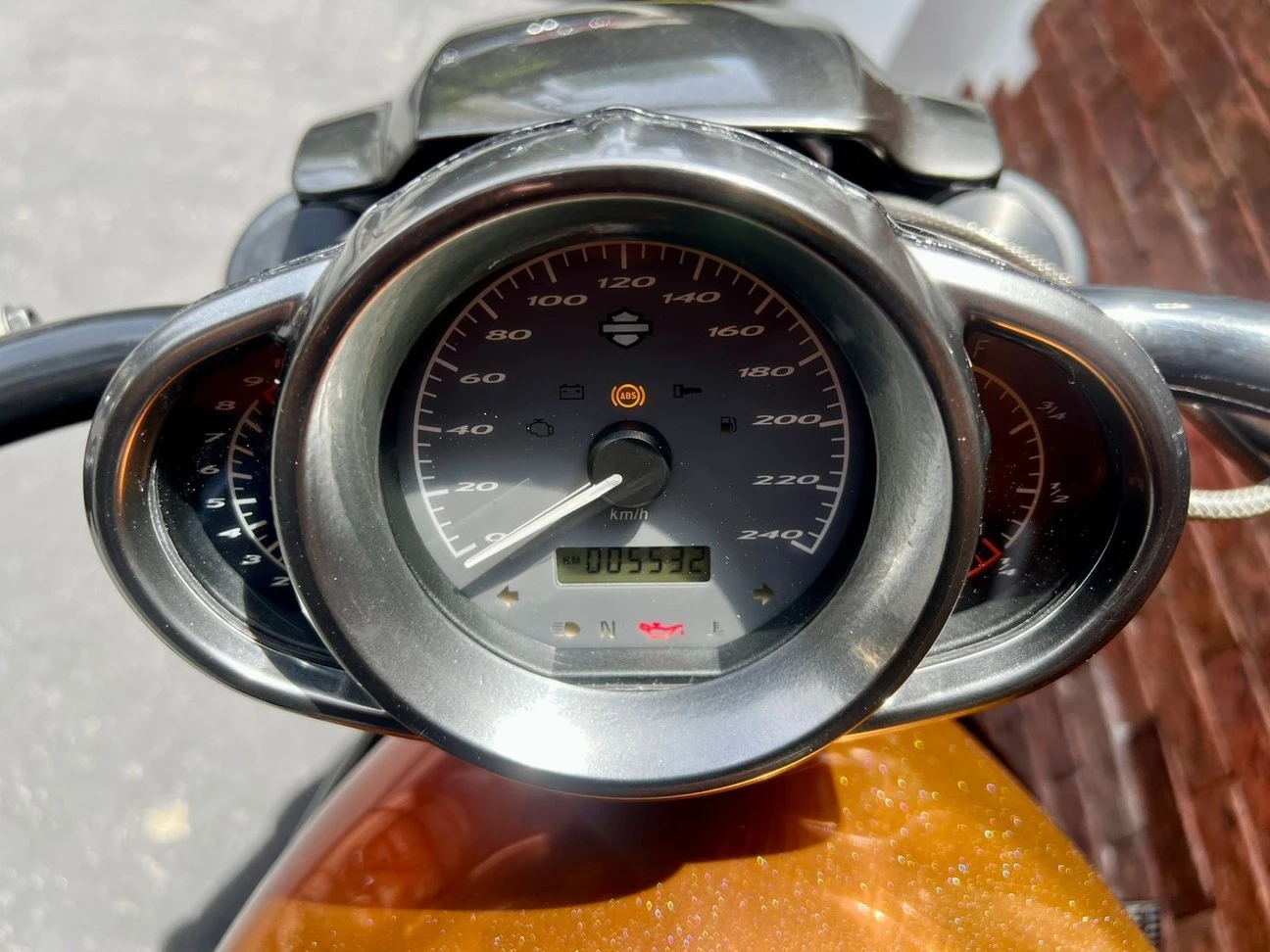 HARLEY-DAVIDSON V ROD NIGHT ROD ESPECIAL