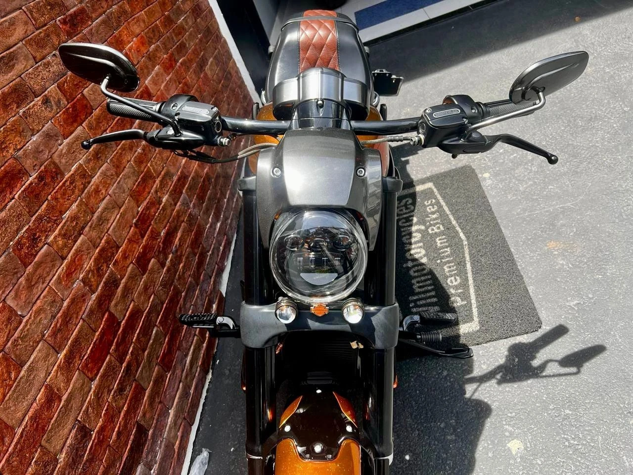 HARLEY-DAVIDSON V ROD NIGHT ROD ESPECIAL