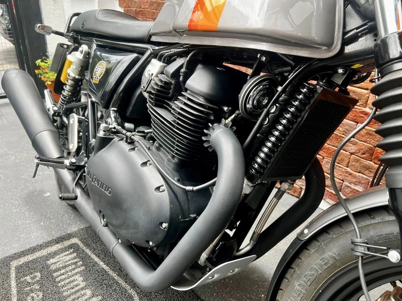 ROYAL ENFIELD CONTINENTAL GT