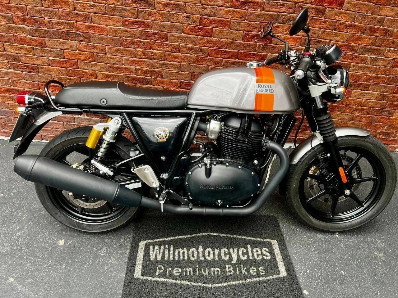 ROYAL ENFIELD CONTINENTAL GT