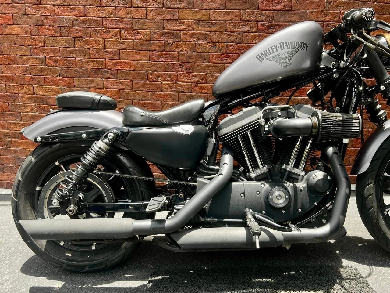 HARLEY-DAVIDSON SPORTSTER XL 883 N IRON