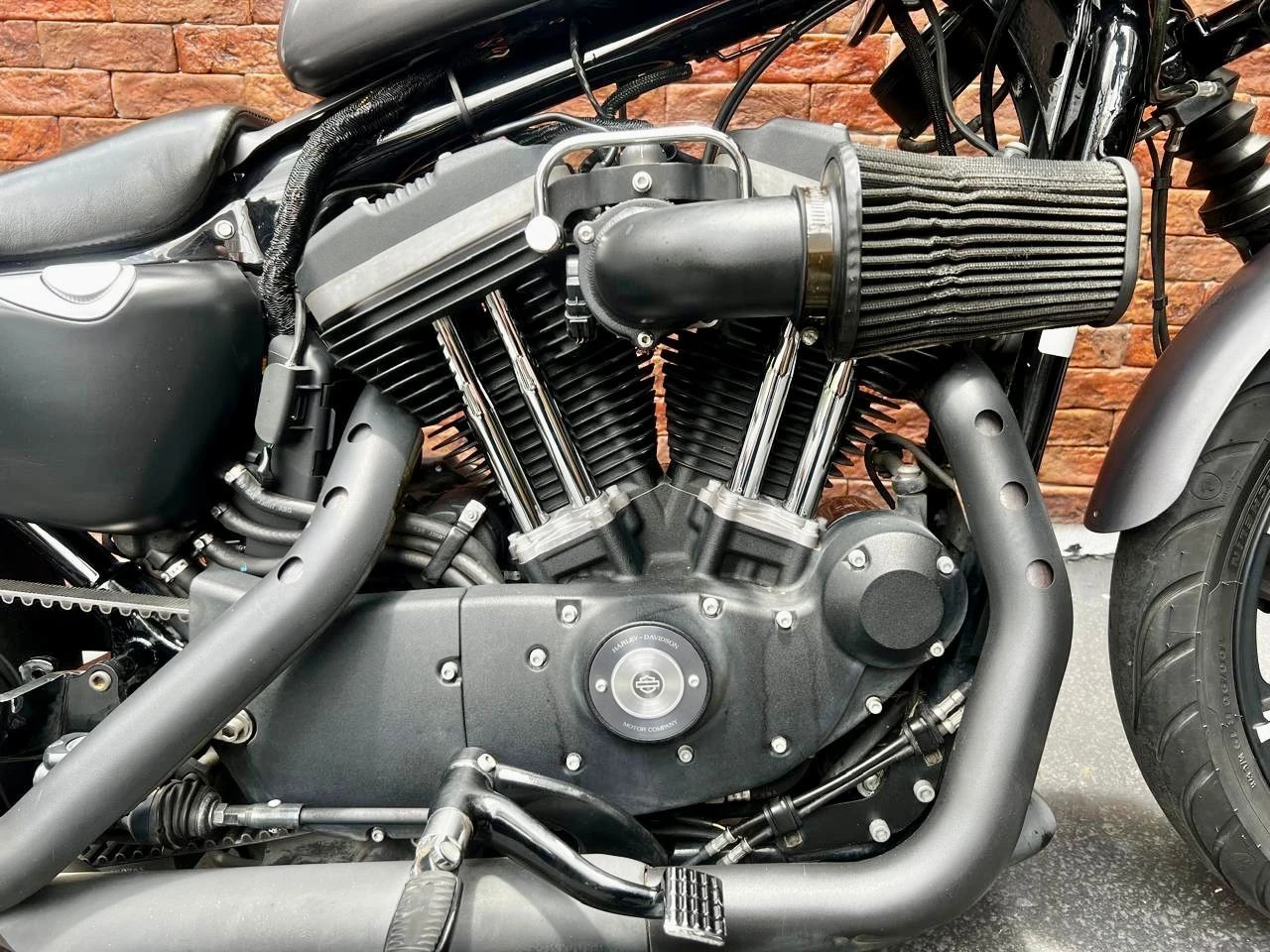 HARLEY-DAVIDSON SPORTSTER XL 883 N IRON