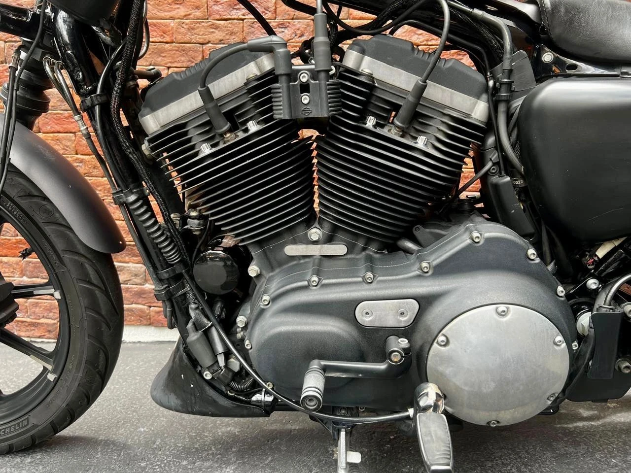 HARLEY-DAVIDSON SPORTSTER XL 883 N IRON