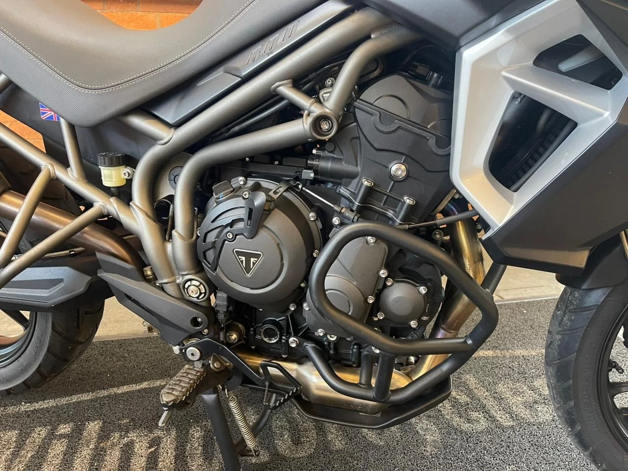 TRIUMPH TIGER 800 XRX