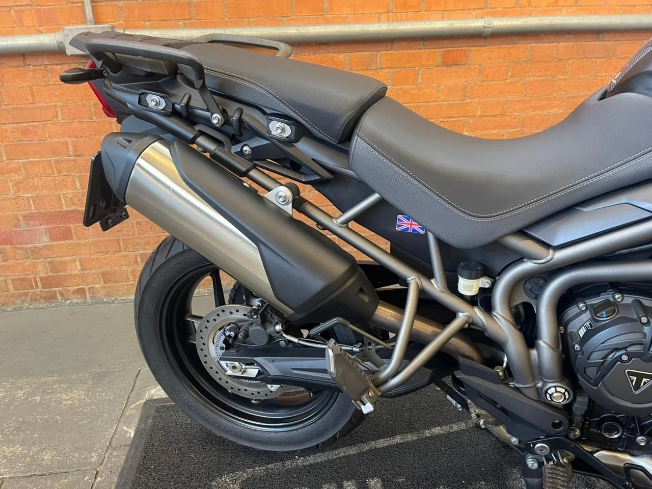 TRIUMPH TIGER 800 XRX