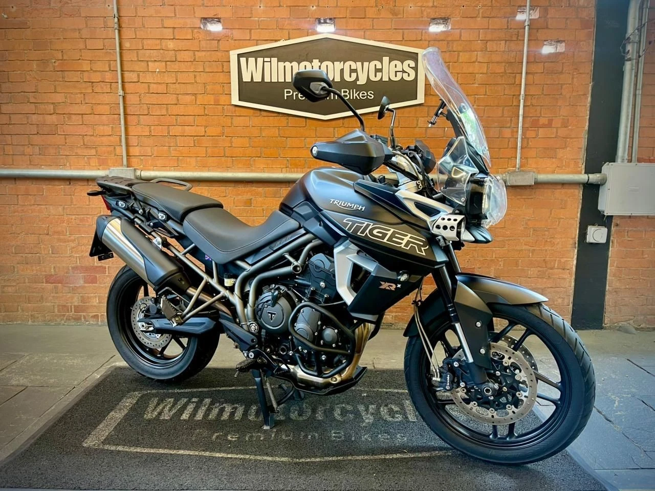 TRIUMPH TIGER 800 XRX