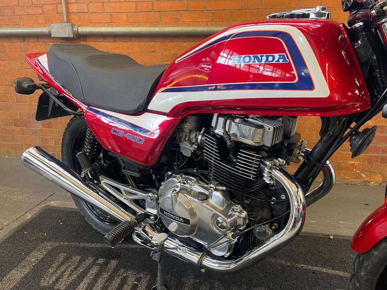 HONDA CB 400