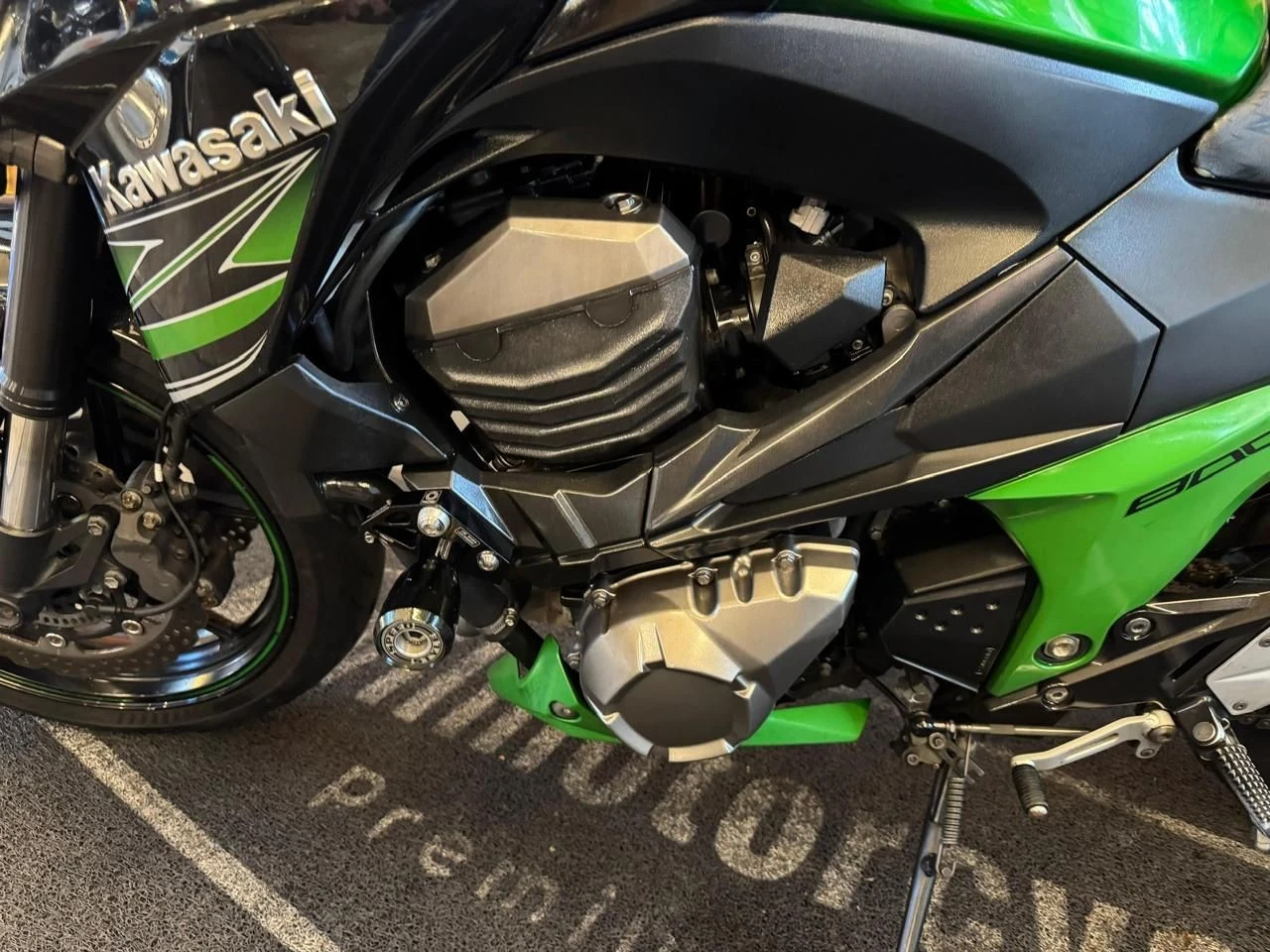 KAWASAKI Z800