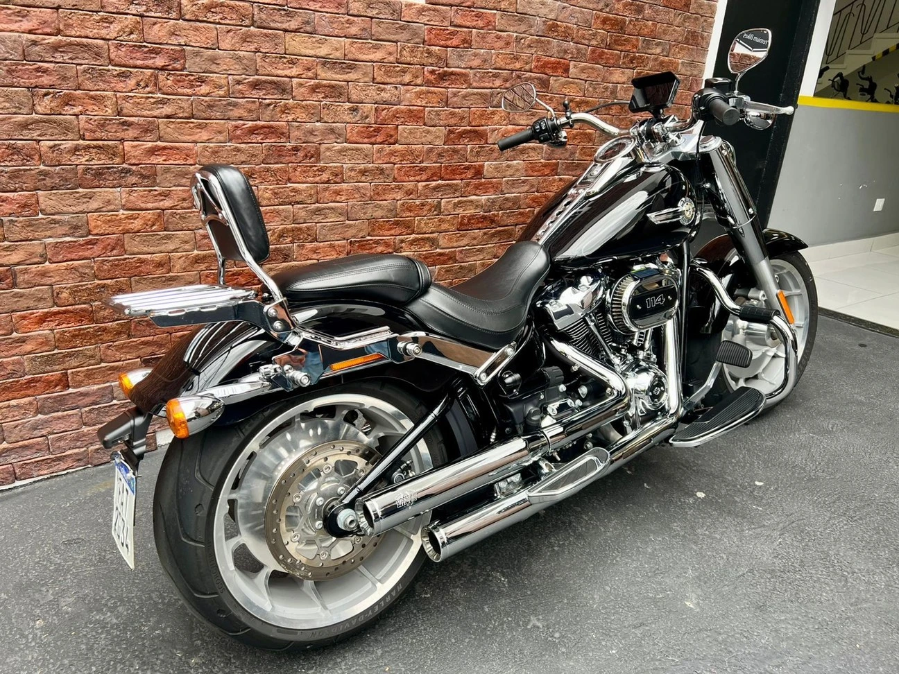 HARLEY-DAVIDSON SOFTAIL FAT BOY 114