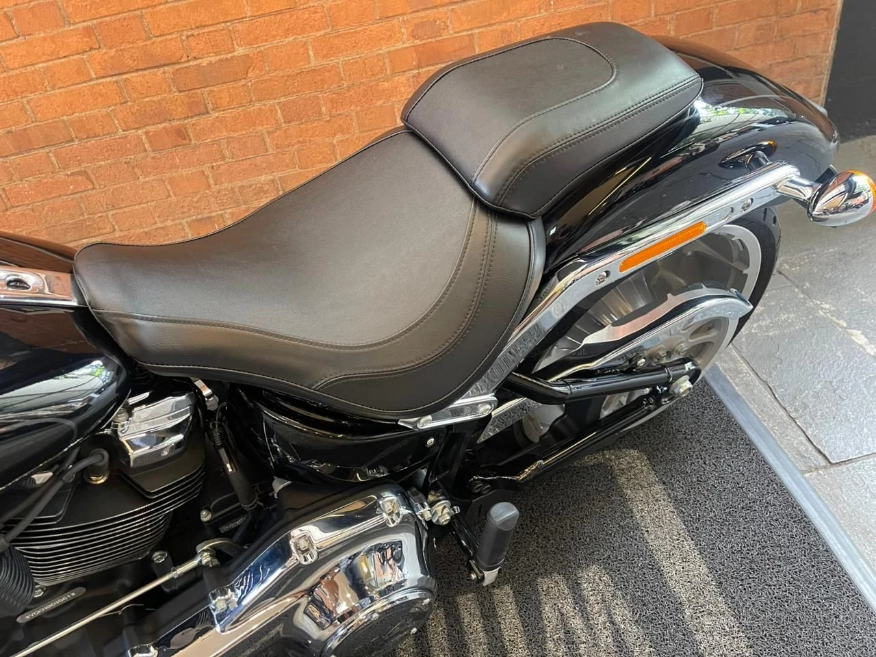 HARLEY-DAVIDSON SOFTAIL FAT BOY 114