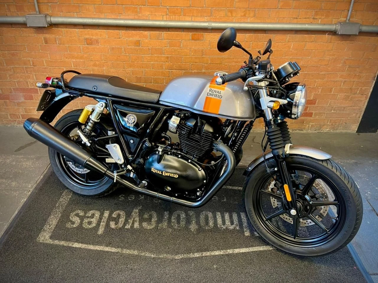 ROYAL ENFIELD CONTINENTAL GT
