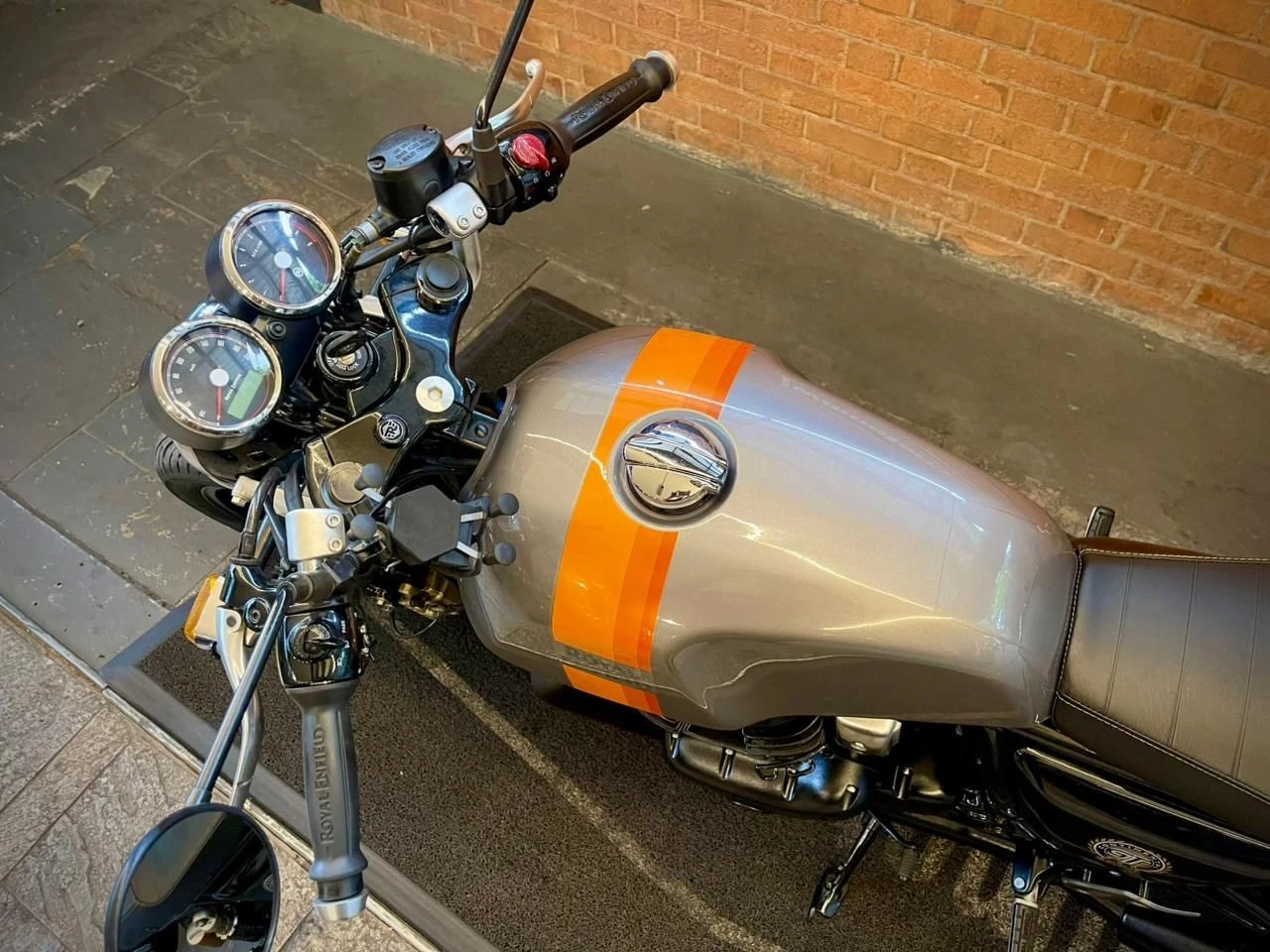 ROYAL ENFIELD CONTINENTAL GT