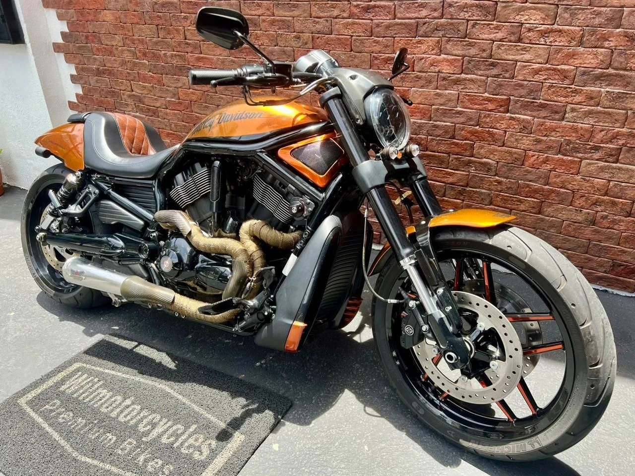 HARLEY-DAVIDSON V ROD NIGHT ROD ESPECIAL