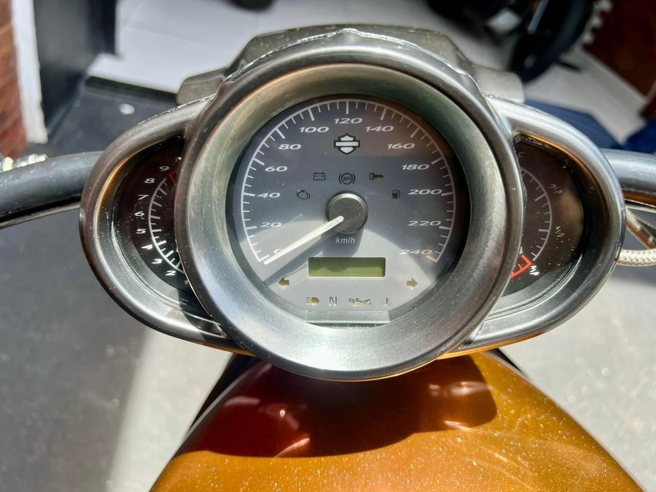 HARLEY-DAVIDSON V ROD NIGHT ROD ESPECIAL