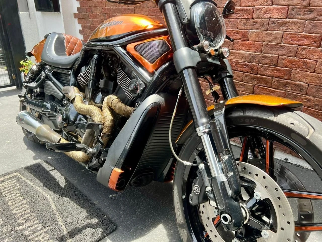 HARLEY-DAVIDSON V ROD NIGHT ROD ESPECIAL