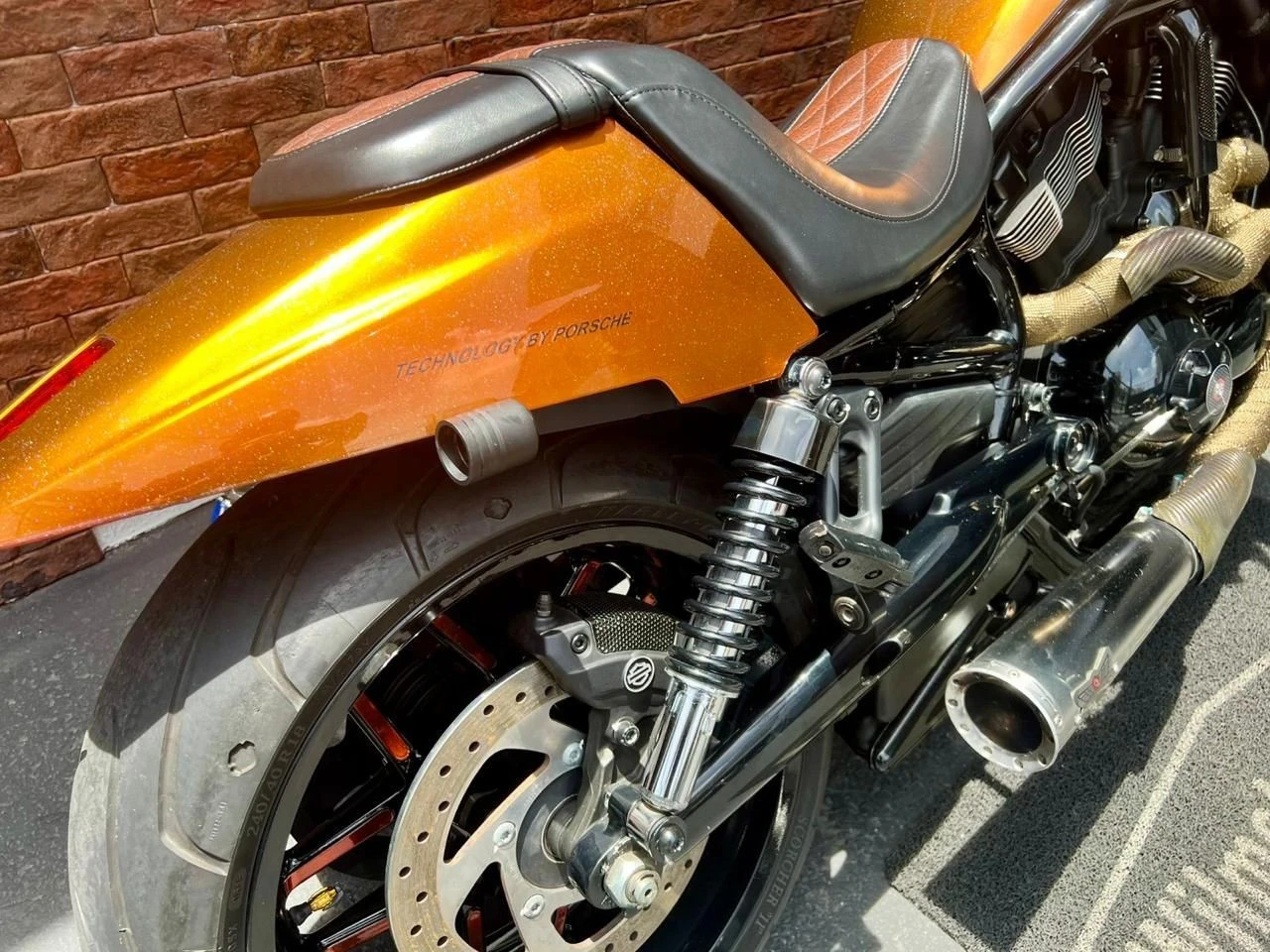 HARLEY-DAVIDSON V ROD NIGHT ROD ESPECIAL