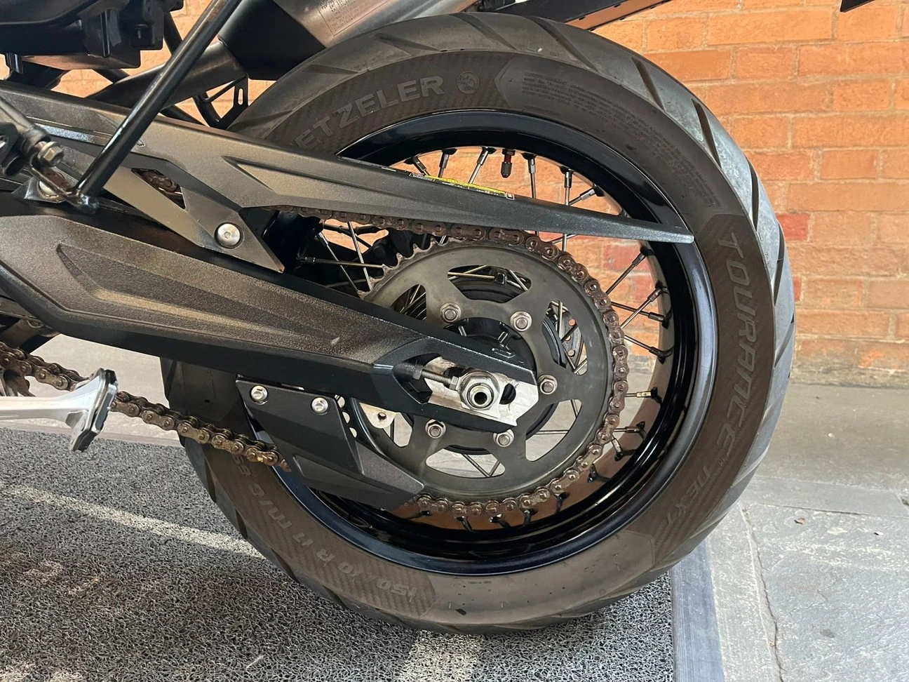 TRIUMPH TIGER 800 XCA