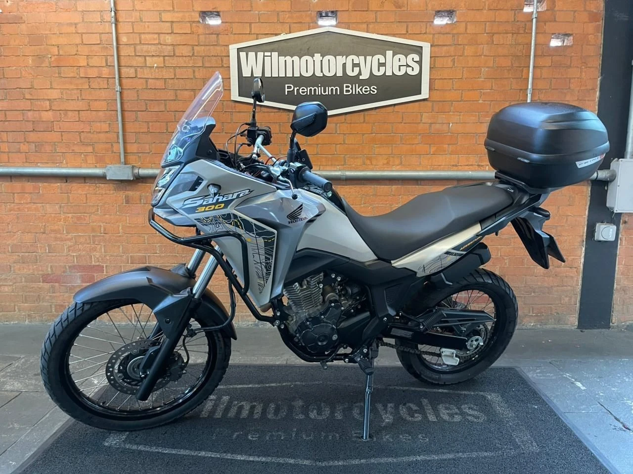 HONDA XRE 300 ADVENTURE