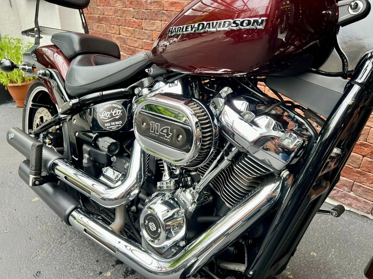HARLEY-DAVIDSON SOFTAIL BREAKOUT 114