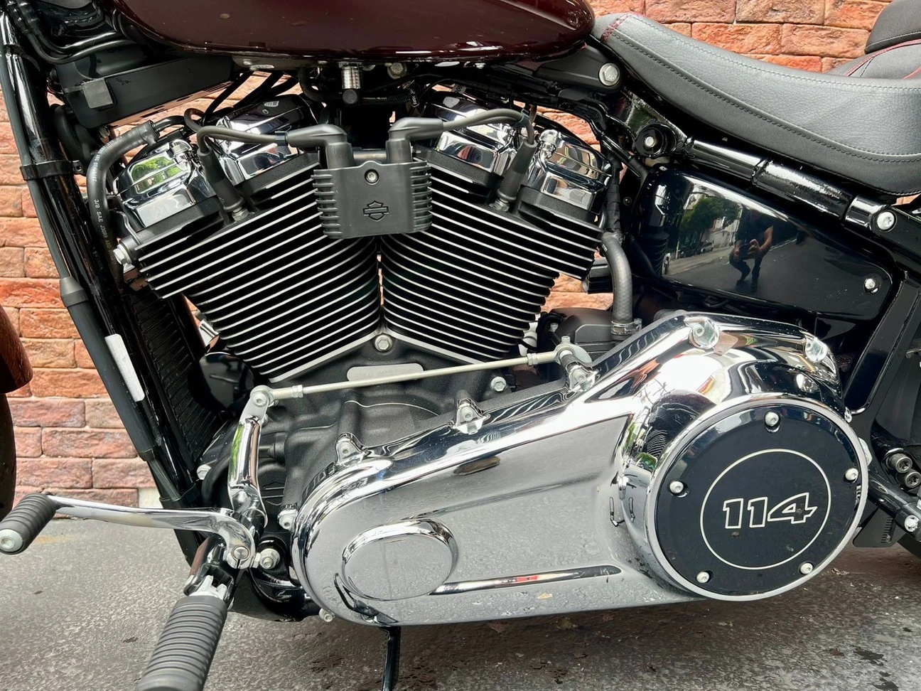 HARLEY-DAVIDSON SOFTAIL BREAKOUT 114