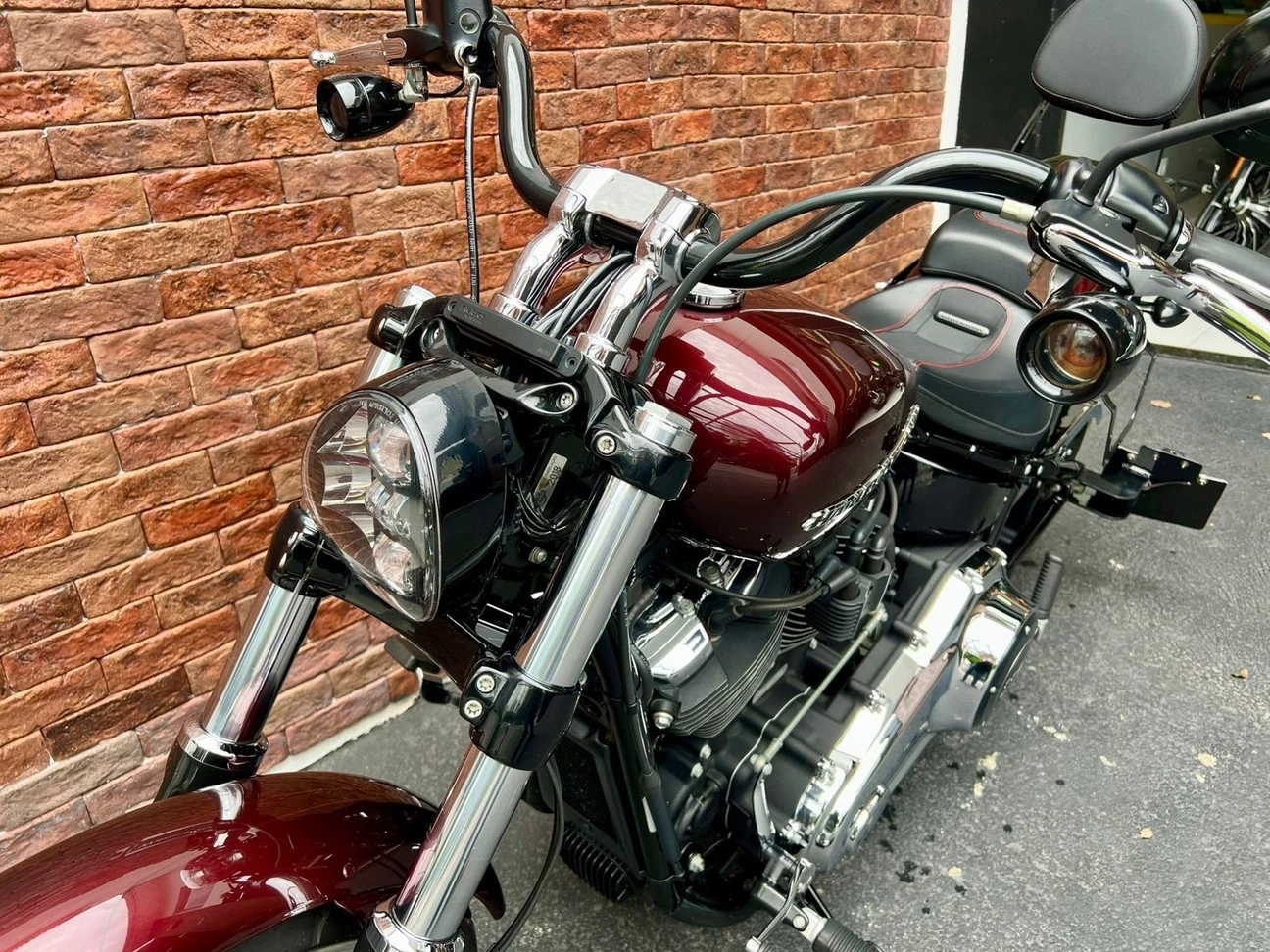 HARLEY-DAVIDSON SOFTAIL BREAKOUT 114