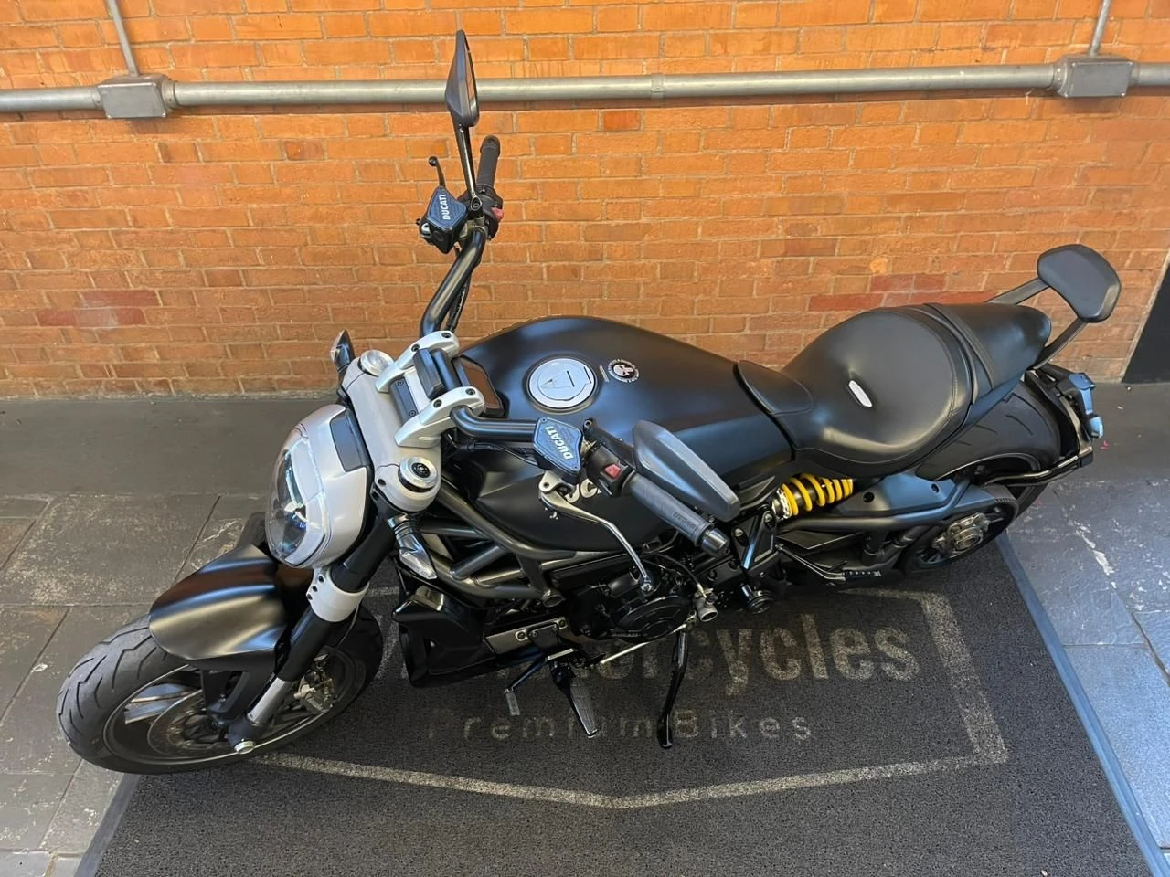 DUCATI XDIAVEL