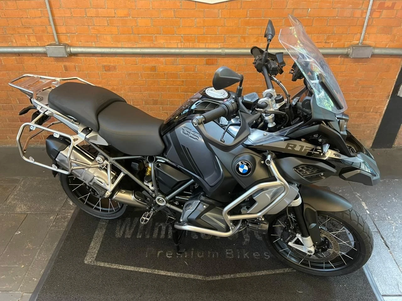 BMW R 1250 GS ADVENTURE TRIPLE BLACK