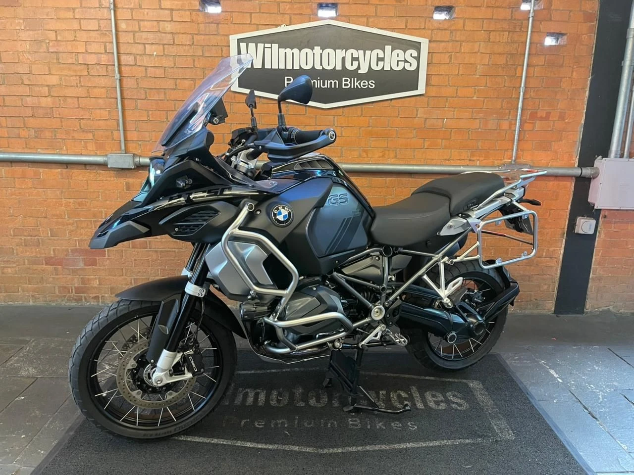 BMW R 1250 GS ADVENTURE TRIPLE BLACK