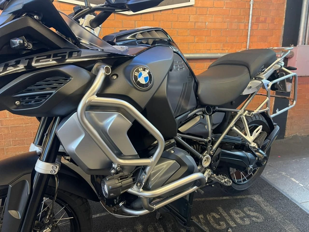 BMW R 1250 GS ADVENTURE TRIPLE BLACK