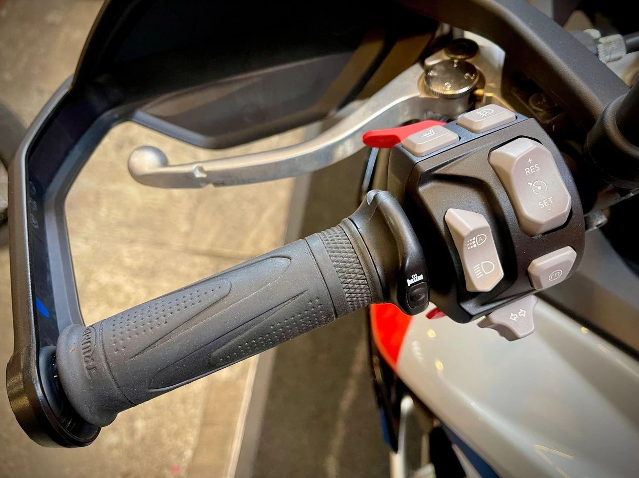 TRIUMPH TIGER 900 RALLY PRO