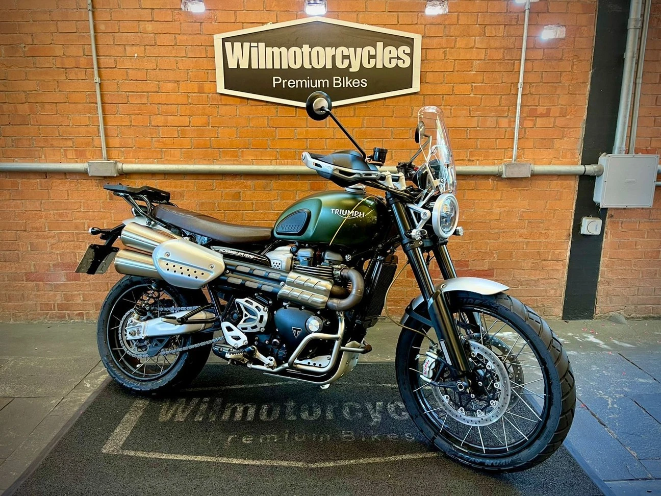 TRIUMPH BONNEVILLE SCRAMBLER 1200 XC