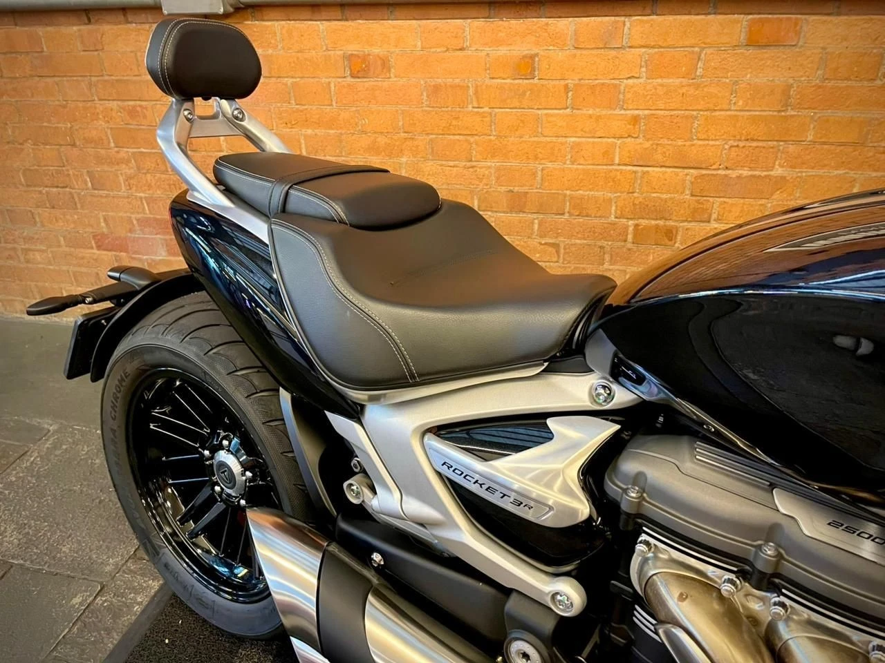 TRIUMPH ROCKET III R