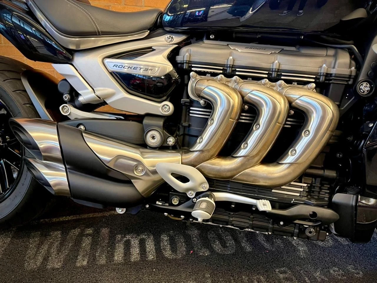 TRIUMPH ROCKET III R