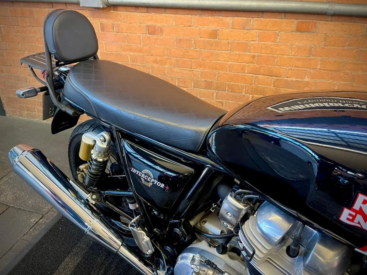 ROYAL ENFIELD INTERCEPTOR 