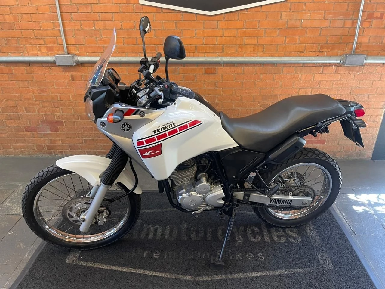 YAMAHA XTZ 250 TENERE