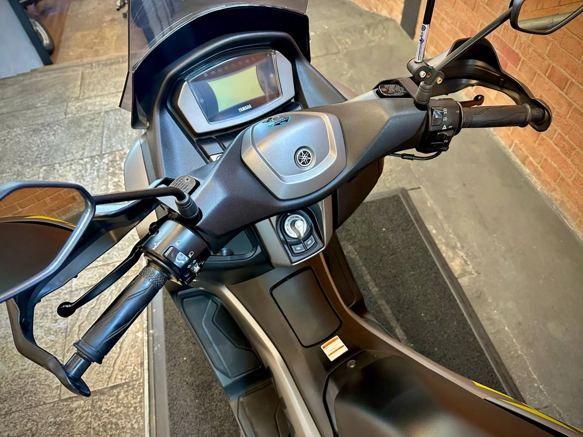 YAMAHA NMAX CONNECTED 160 ABS