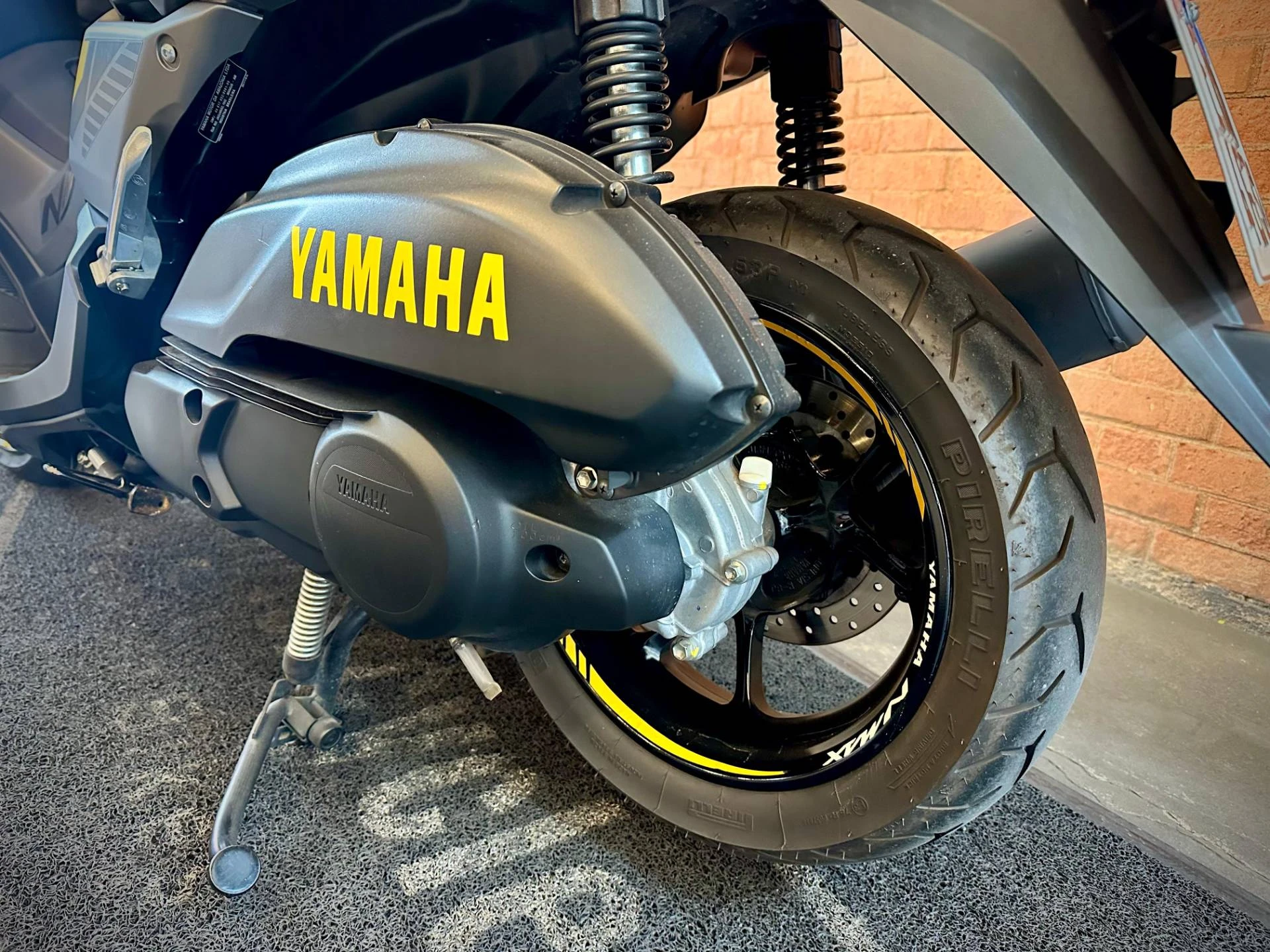 YAMAHA NMAX CONNECTED 160 ABS
