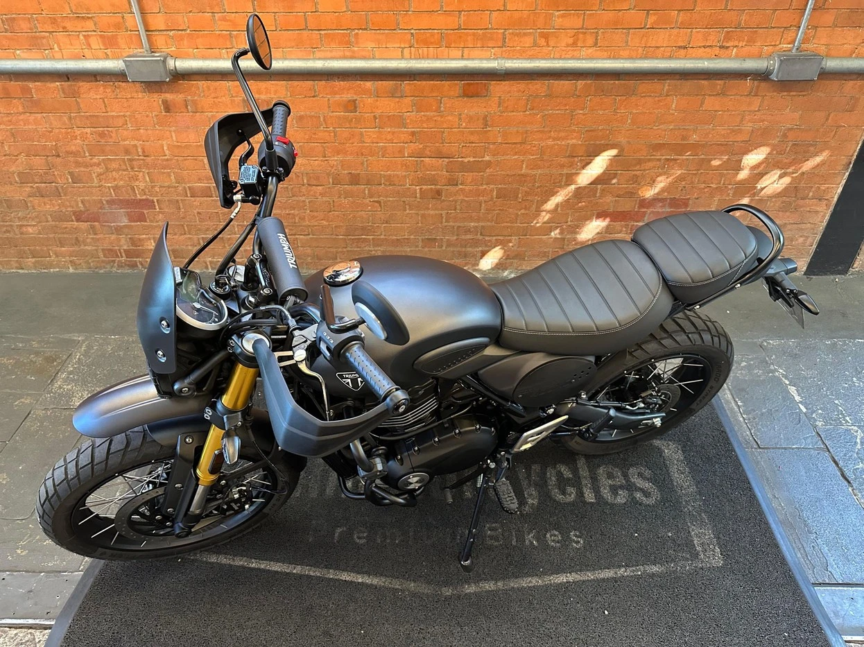 TRIUMPH SCRAMBLER