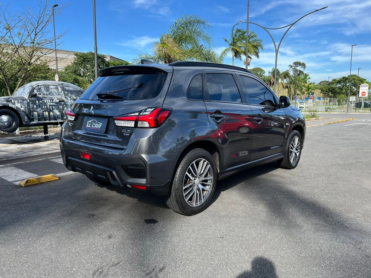 MITSUBISHI OUTLANDER SPORT