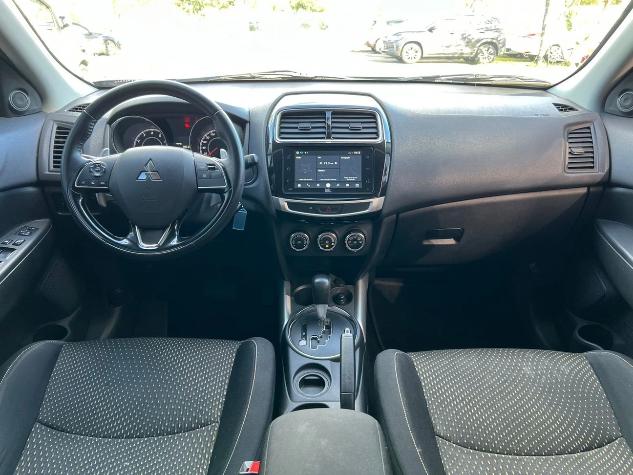 MITSUBISHI OUTLANDER SPORT