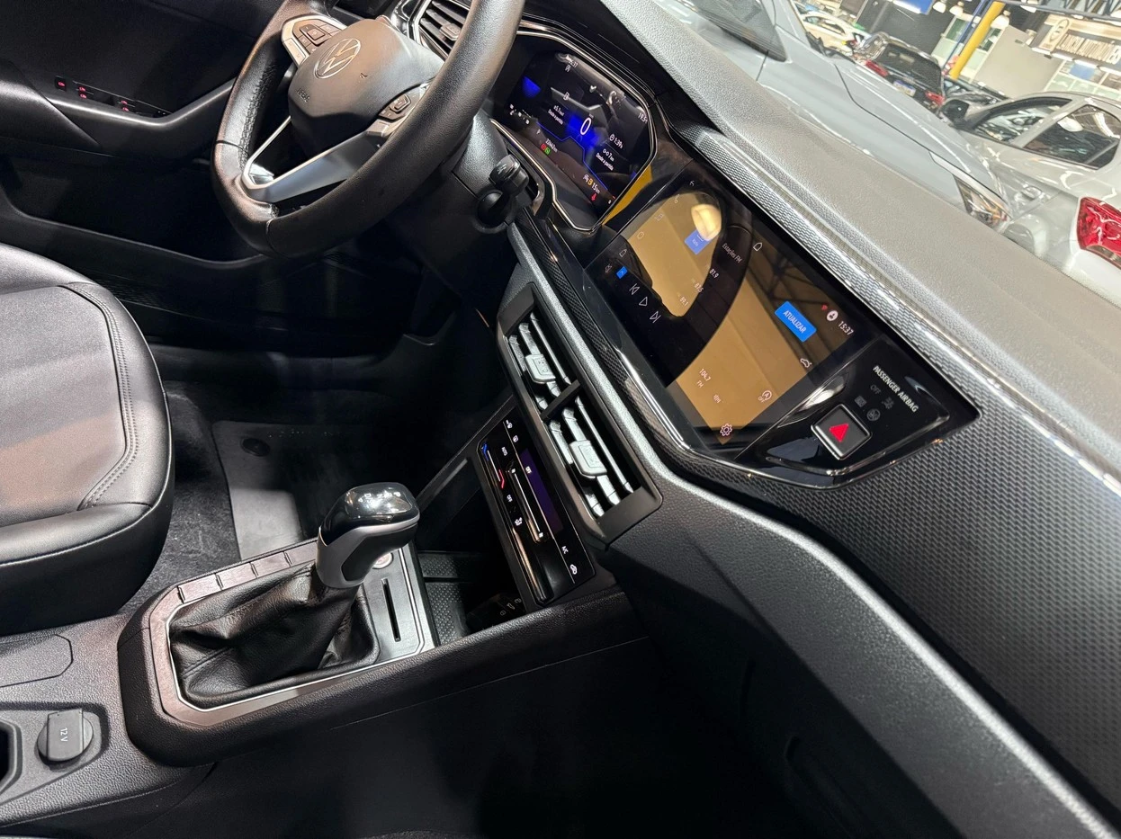 VOLKSWAGEN VIRTUS