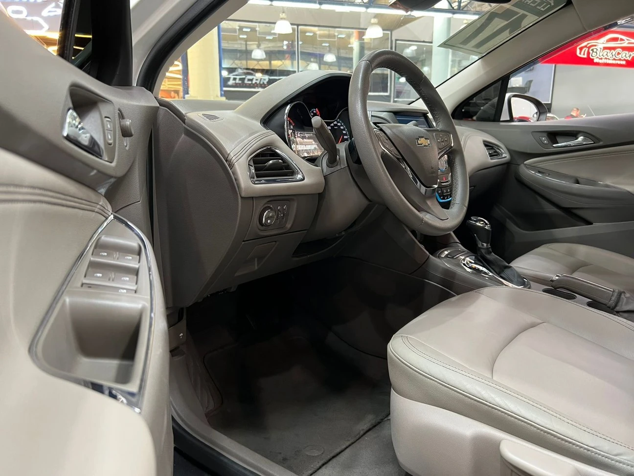 CHEVROLET CRUZE