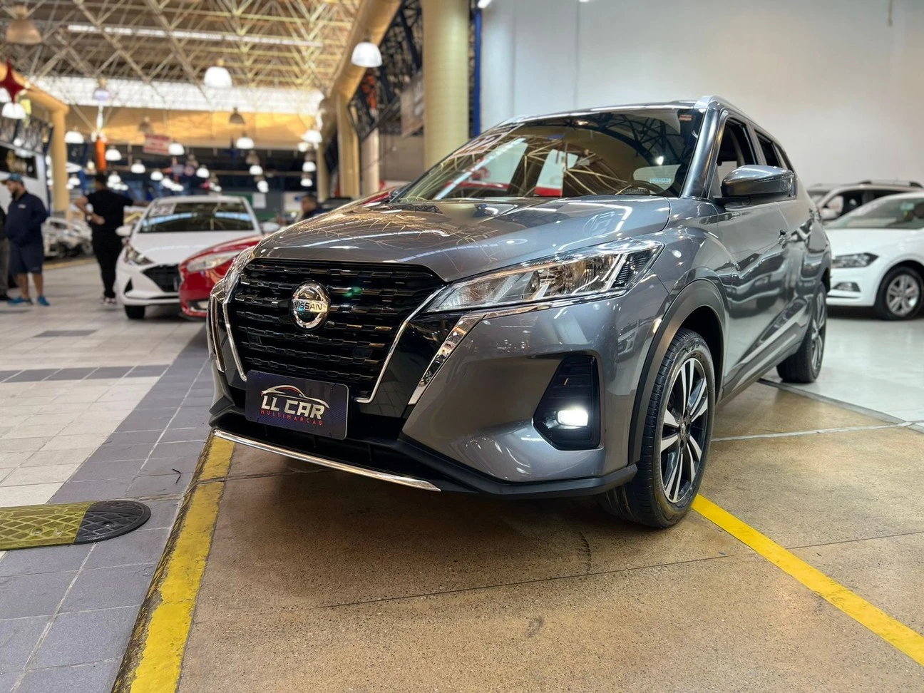NISSAN KICKS