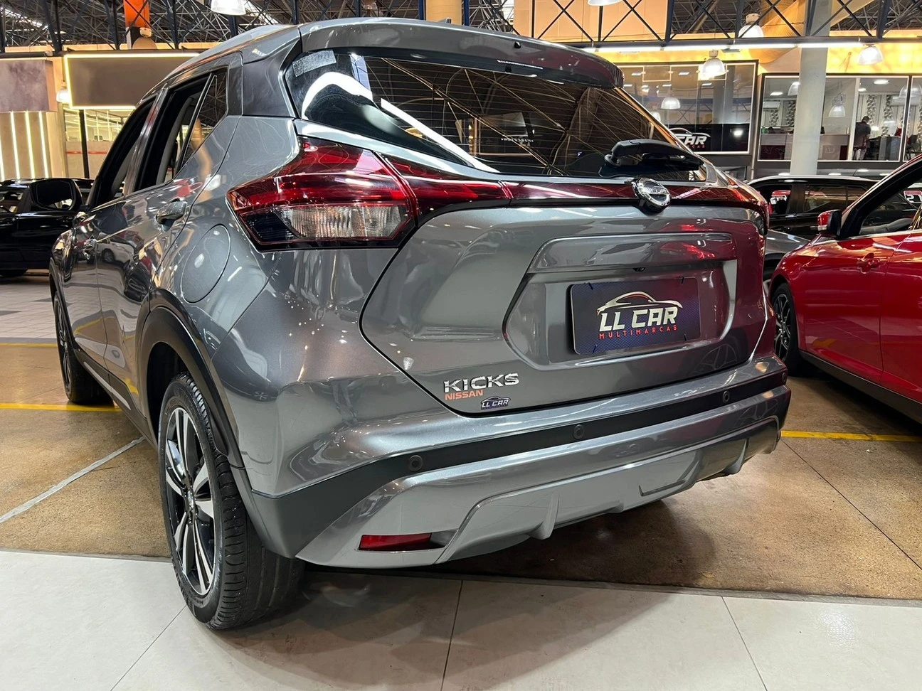 NISSAN KICKS