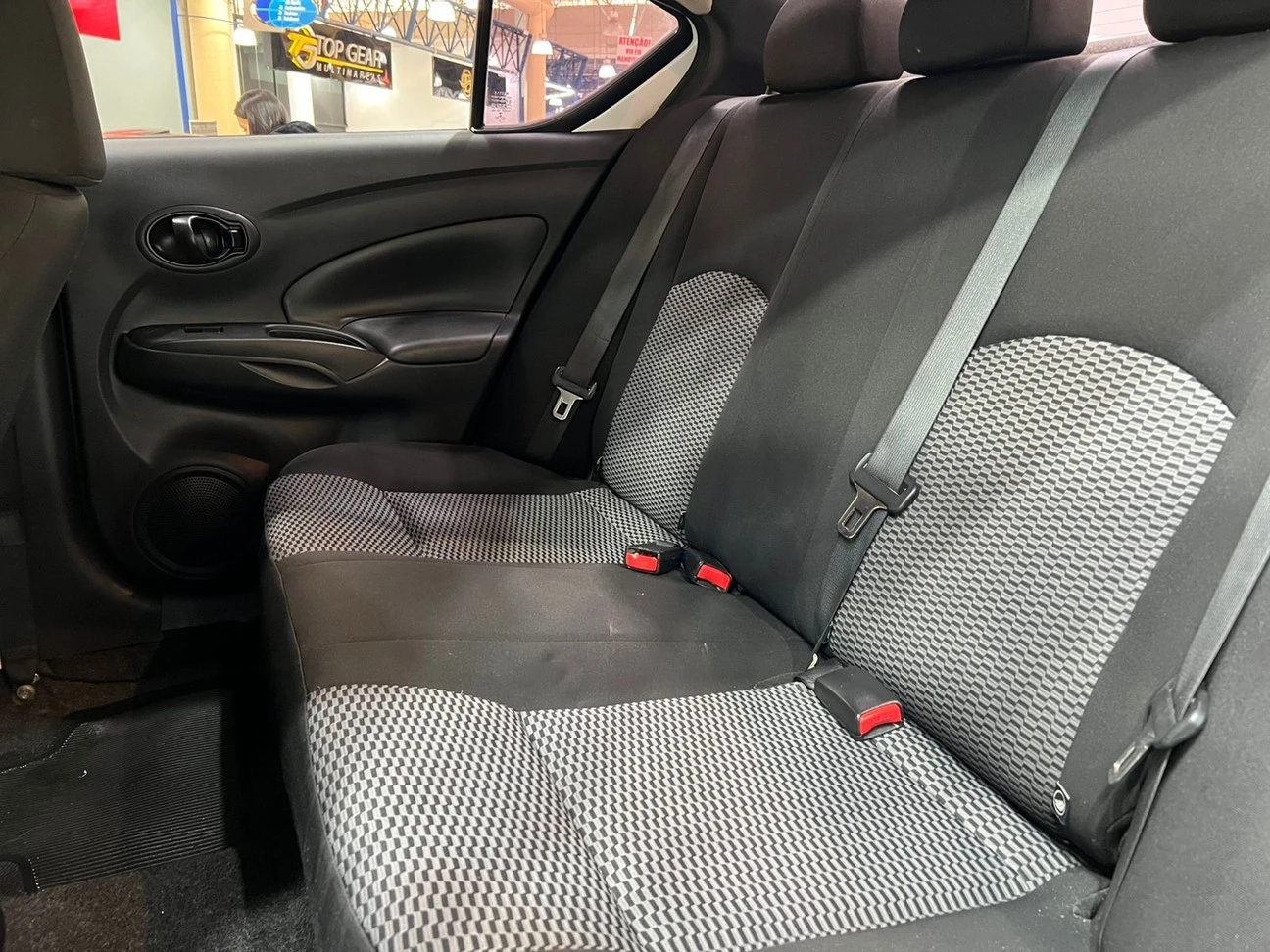 NISSAN VERSA