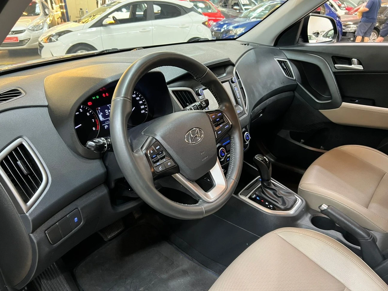 HYUNDAI CRETA